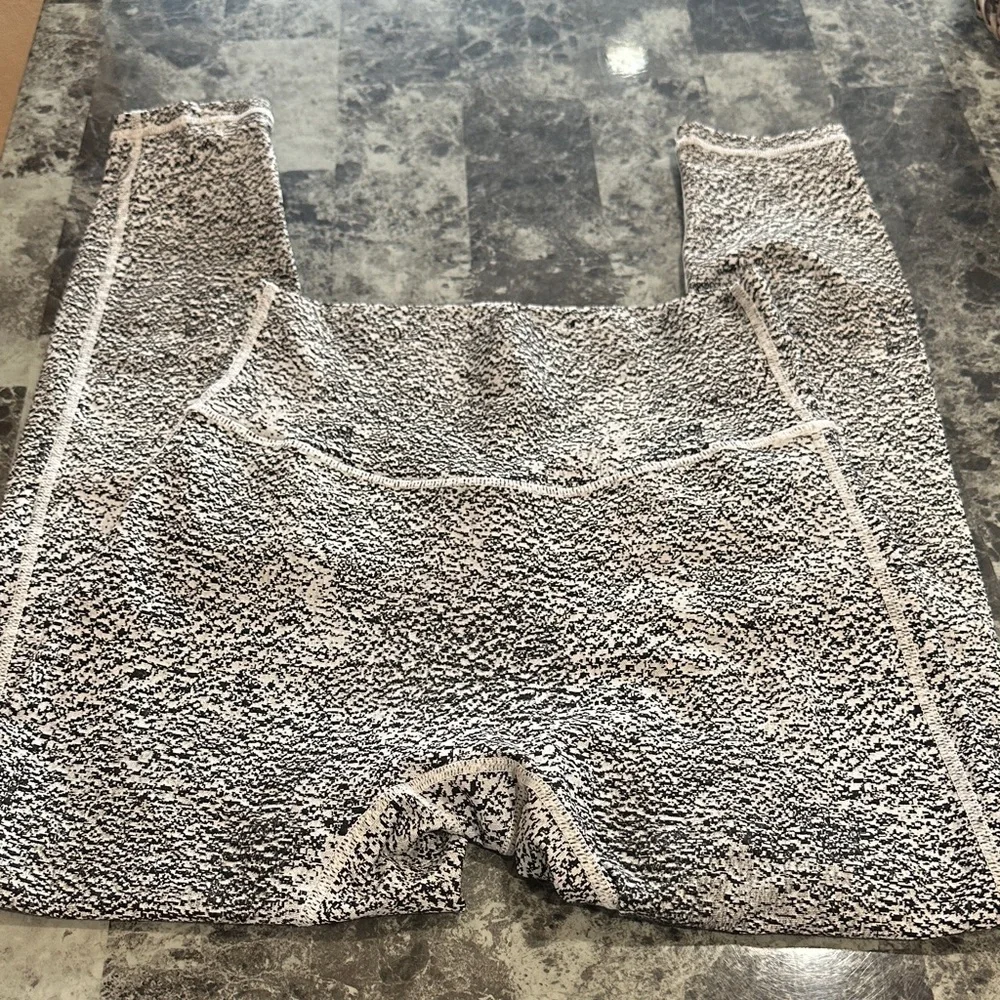 Ptula leggings small - Picture 1 of 4